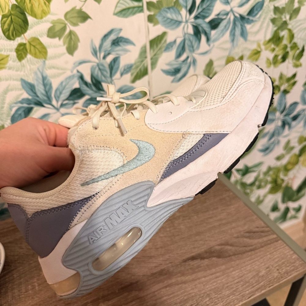 Nike Air Max Sneakers (10.5) - Picture 8 of 8